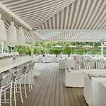 Dei Marmi 酒店