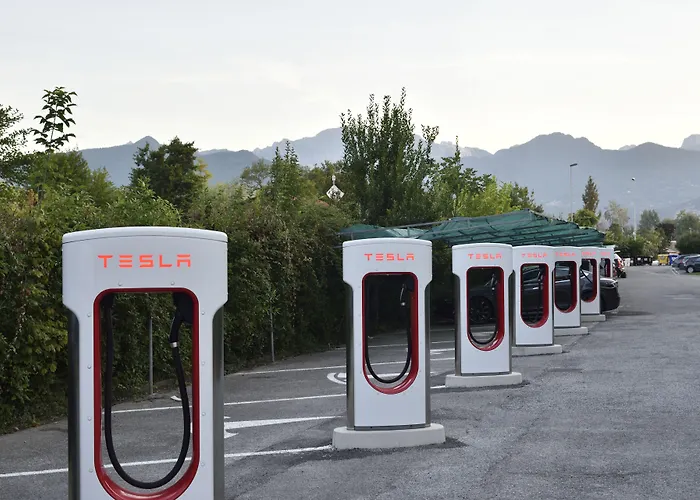 מלון Dei Marmi 4*