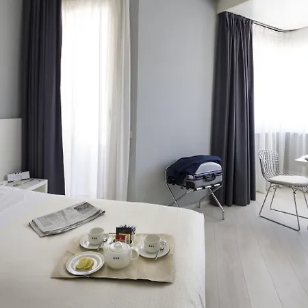 Dei Marmi Отель Форте-деи-Марми